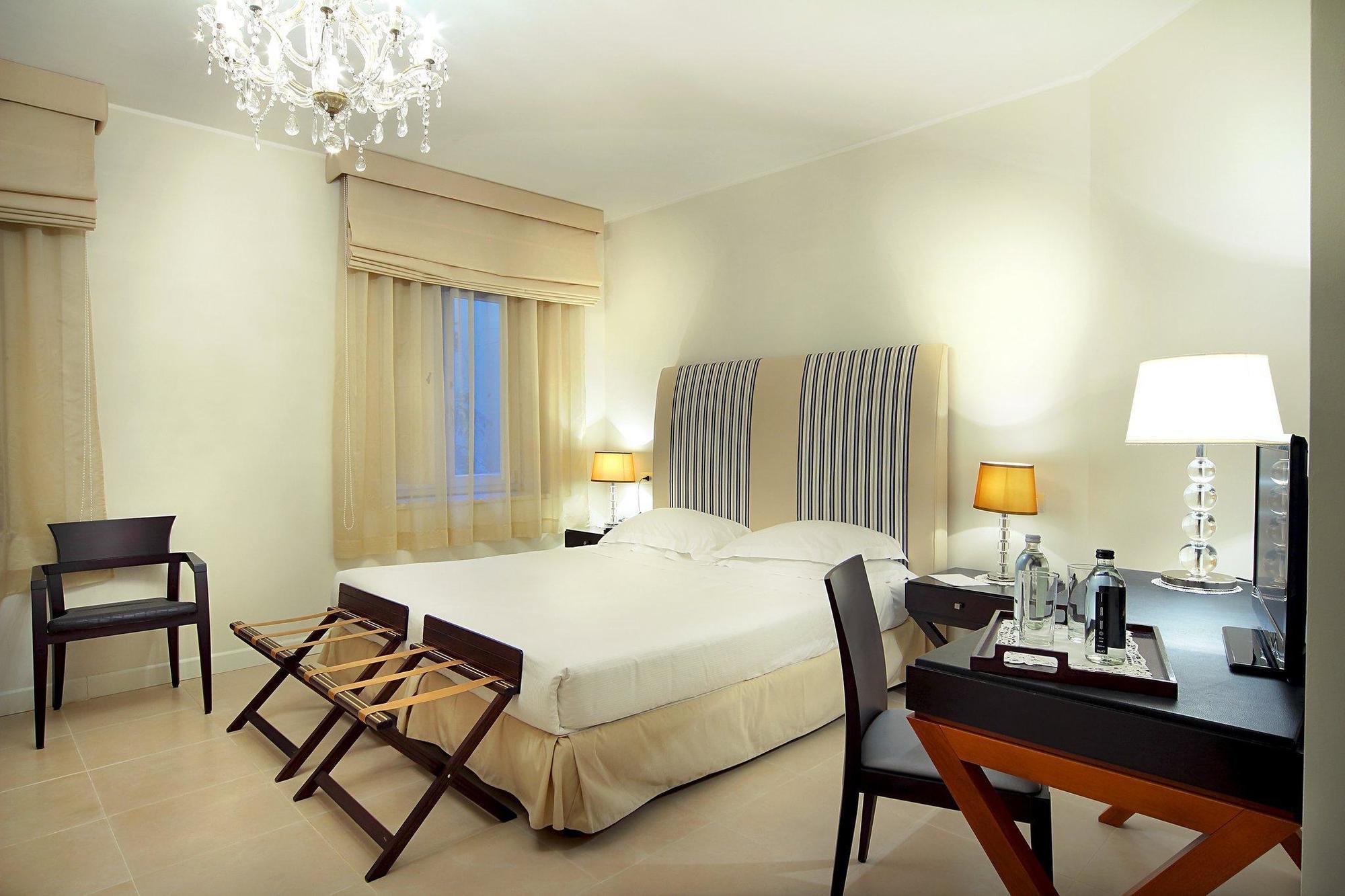 Hotel Palazzo Cavalieri Сиракуза Екстериор снимка